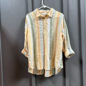 Croft & barrow striped side button shirt